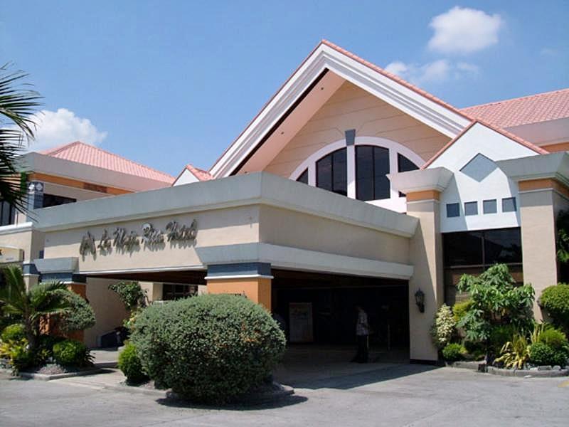 La Maja Rica Hotel Tarlac Kültér fotó