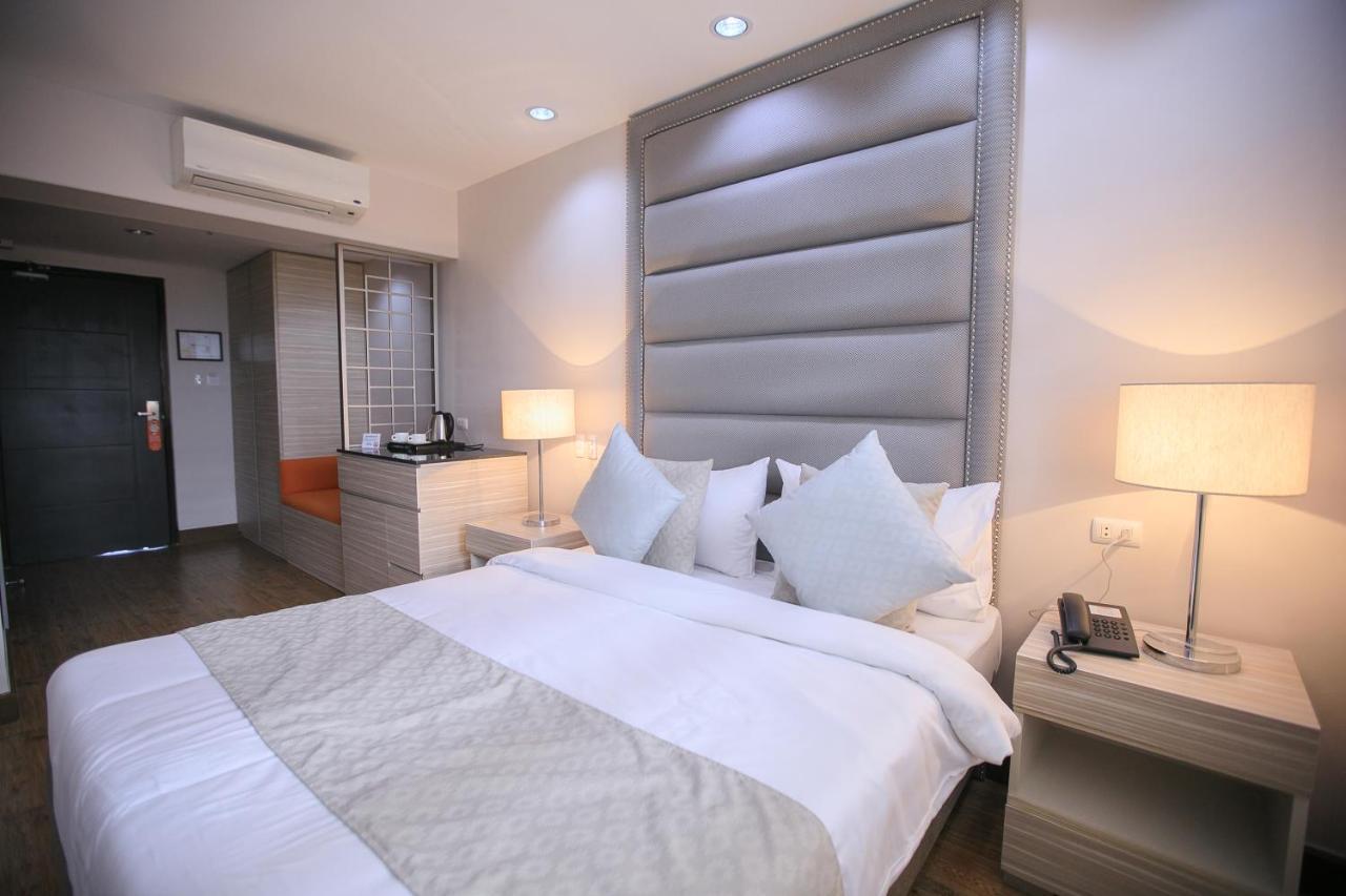 La Maja Rica Hotel Tarlac Kültér fotó